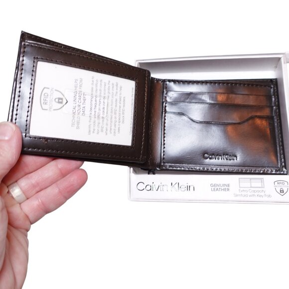 NIP Calvin Klein Men's RFID XCAP Slimfold Wallet With Key Fob Set Leather Brown - Picture 4 of 7